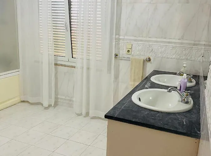 Dmcharme بيت ضيافة Ponta Delgada