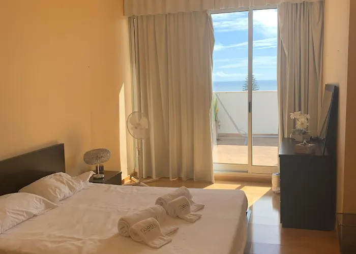 Dmcharme * Ponta Delgada